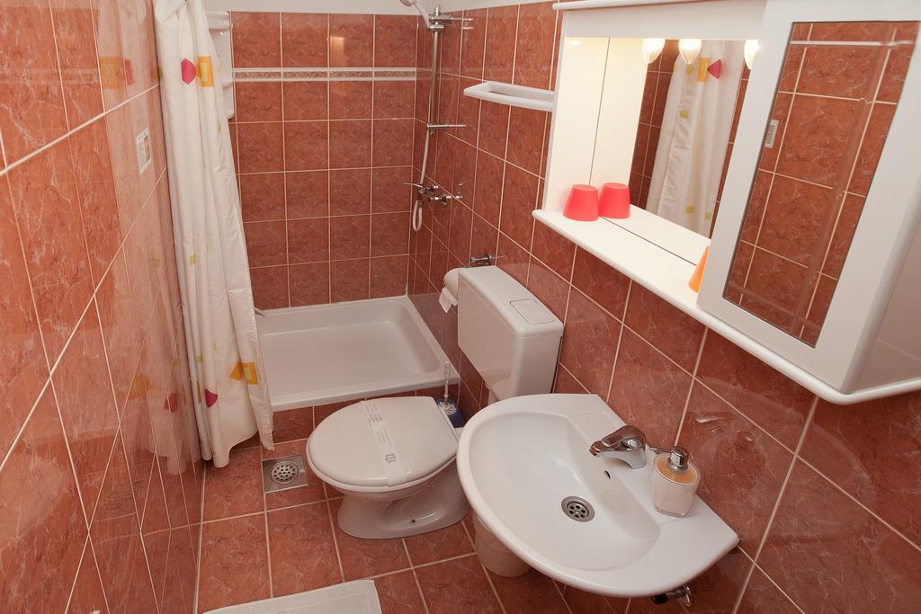 Bed and Breakfast Pansion Maria Zadar Exterior foto
