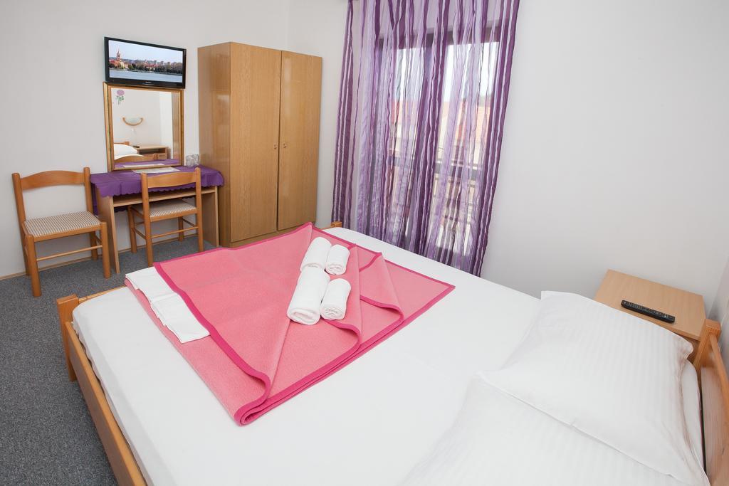 Bed and Breakfast Pansion Maria Zadar Zimmer foto